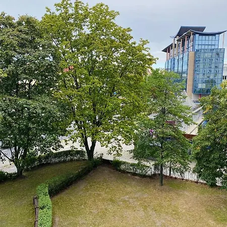 Beautiful With Balcony Apartment Berlin