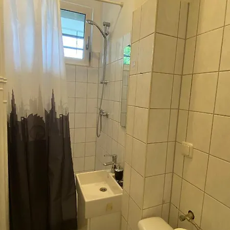 Beautiful With Balcony Διαμέρισμα